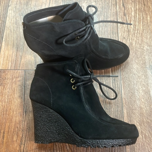 Michael Kors Beth Black Suede Lace Up Platform Ankle Boot Sz 7. Like New. - Picture 8 of 12
